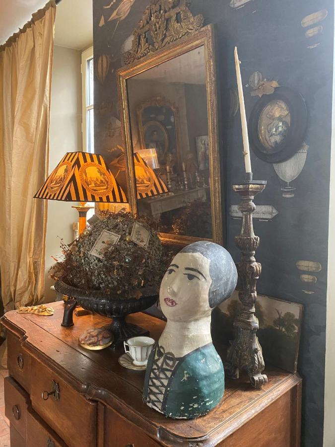 La Demeure Du Collectionneur * Quintin